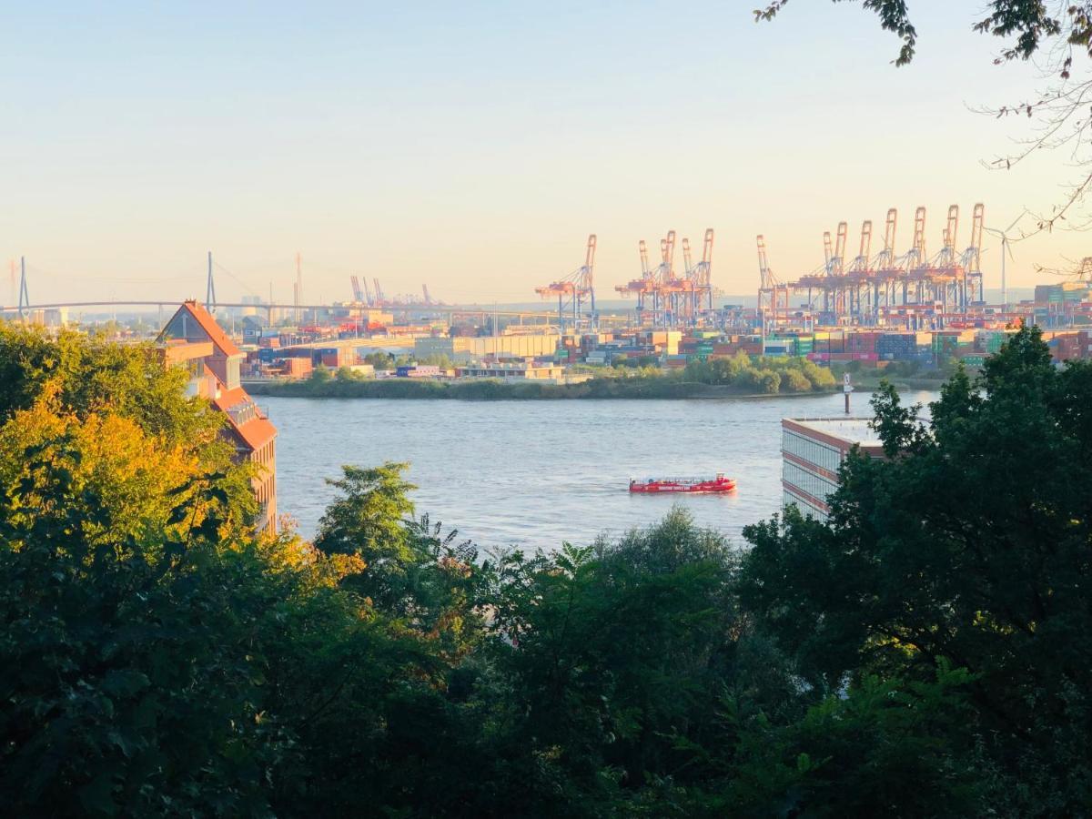 Bezaubernde Gastesuite Mit Terrasse Im Hinterhof Hamburg Dış mekan fotoğraf
